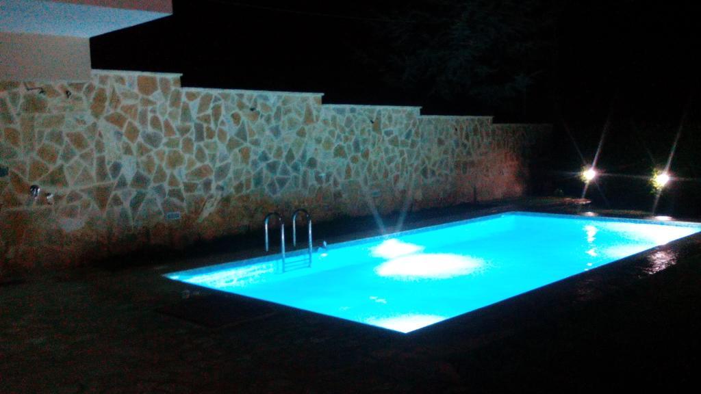 Apartment With Private Pool Кіатон Екстер'єр фото