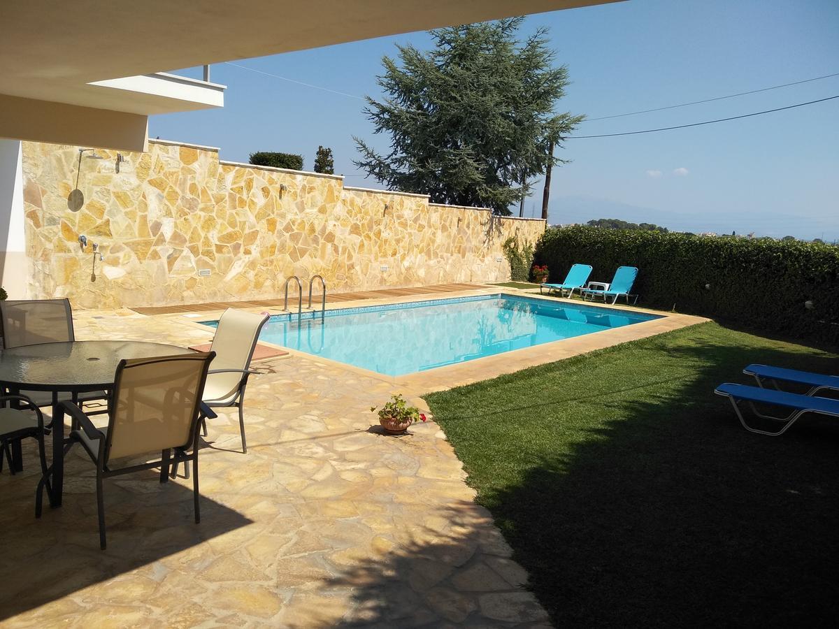 Apartment With Private Pool Кіатон Екстер'єр фото