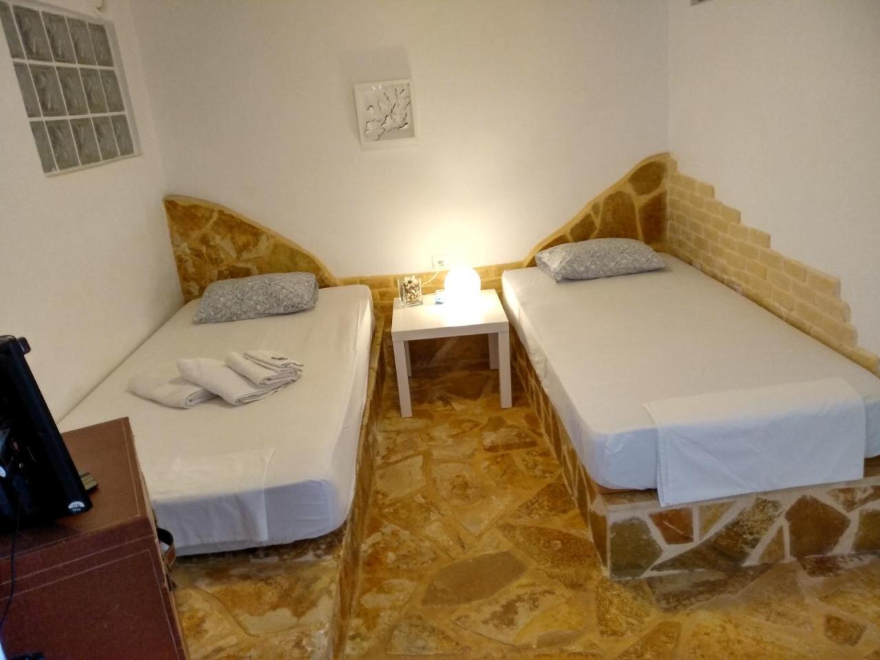 Apartment With Private Pool Кіатон Екстер'єр фото